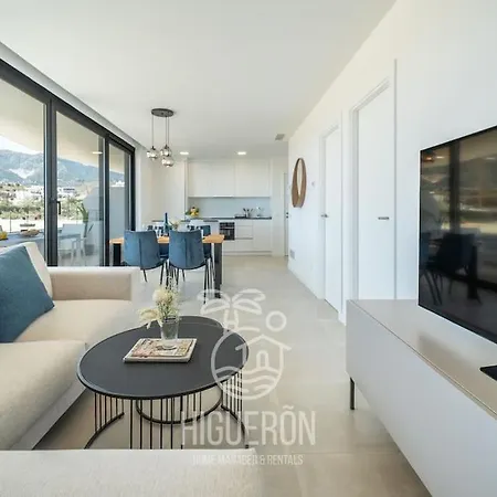 Higueronrentals Sweet Blue Apartment *