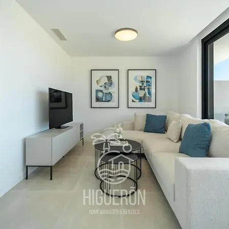 Higueronrentals Sweet Blue Apartment Malaga